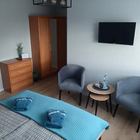 Pokoje Goscinne U Ani Glogowek Zewnętrze zdjęcie